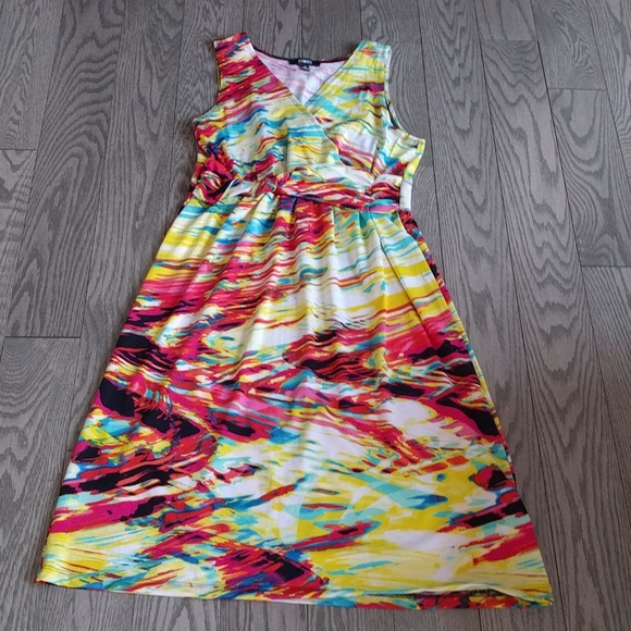 👠👠👠Nice strechy dress by Elementz 👠👠🌸🍀 - Picture 4 of 8